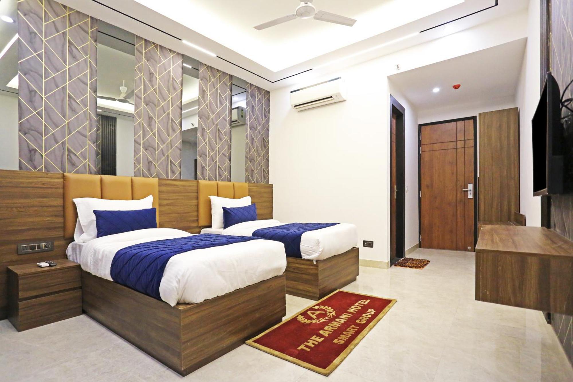 Hotel Hsp Plaza Új-Delhi Kültér fotó
