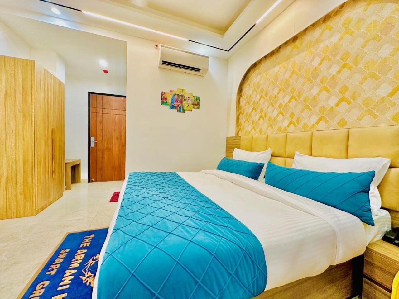 Hotel Hsp Plaza Új-Delhi Kültér fotó