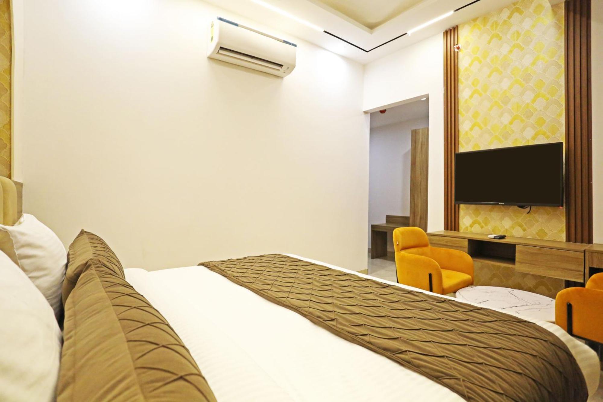 Hotel Hsp Plaza Új-Delhi Kültér fotó