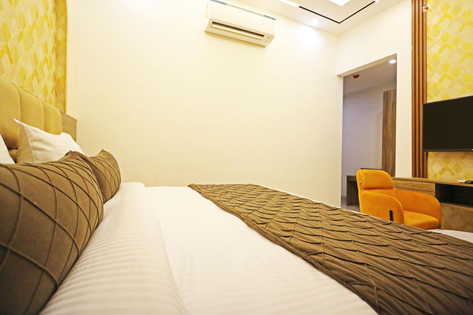 Hotel Hsp Plaza Új-Delhi Kültér fotó