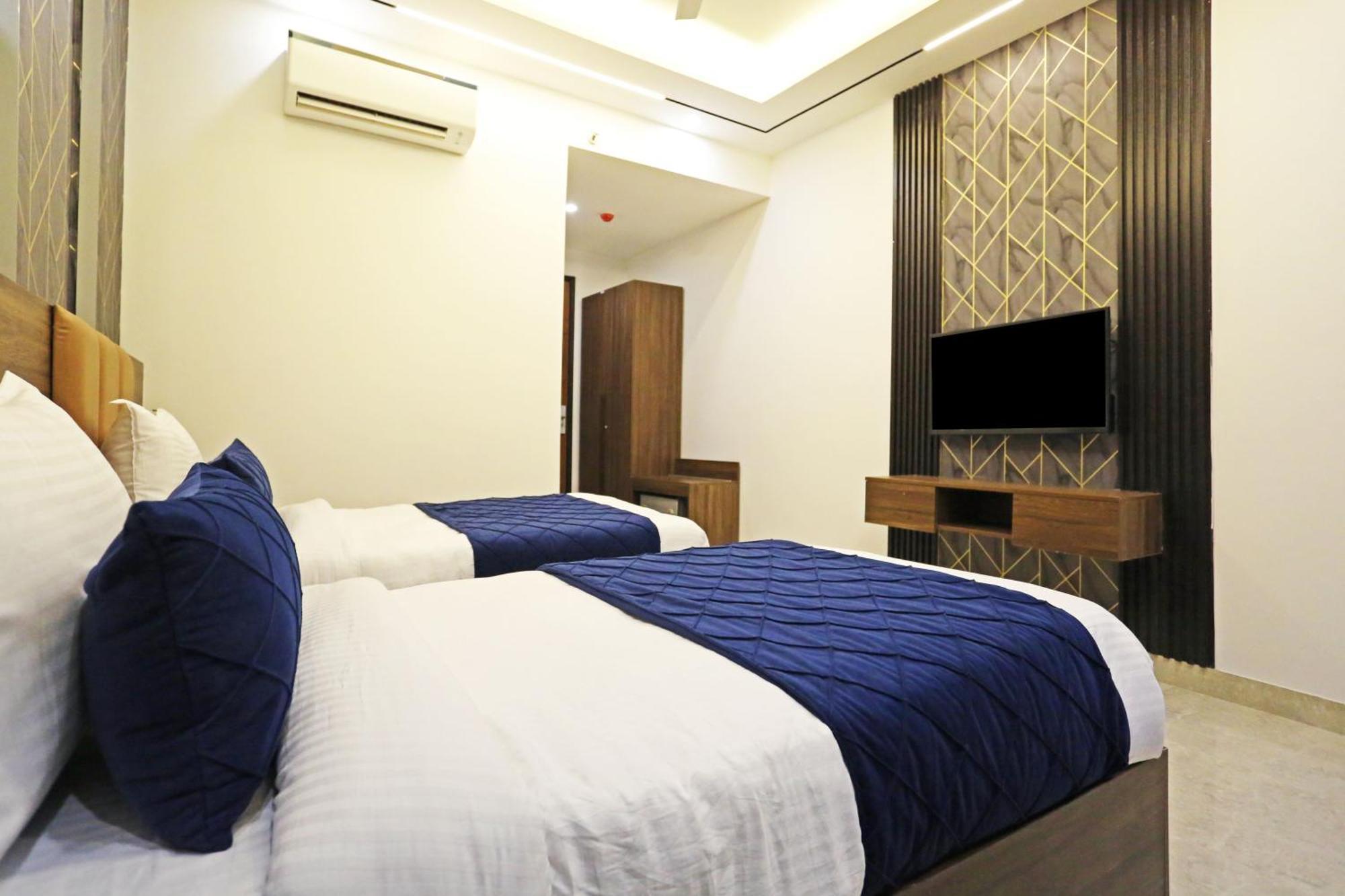Hotel Hsp Plaza Új-Delhi Kültér fotó