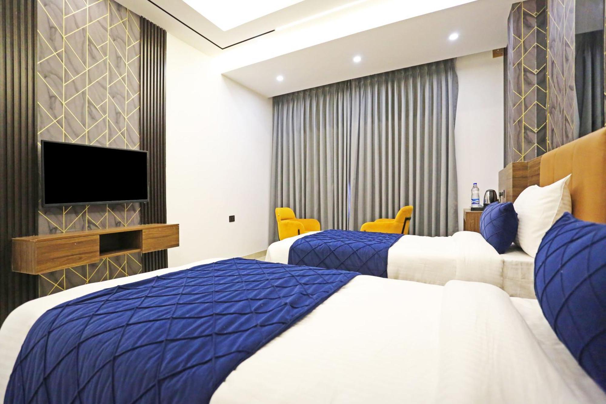 Hotel Hsp Plaza Új-Delhi Kültér fotó