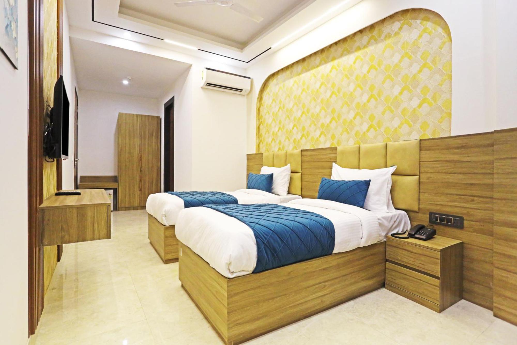 Hotel Hsp Plaza Új-Delhi Kültér fotó