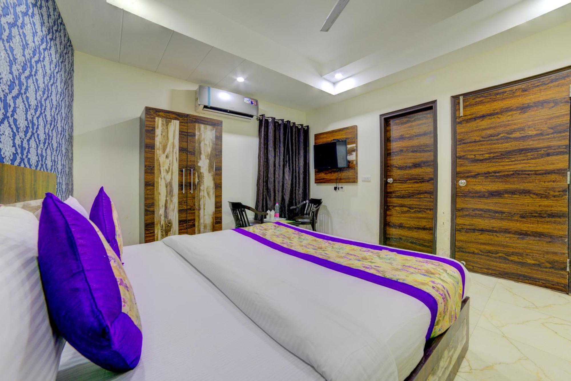 Hotel Hsp Plaza Új-Delhi Kültér fotó